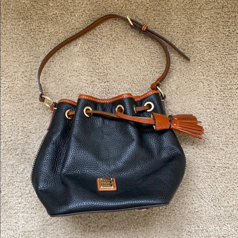 Dooney & Bourke